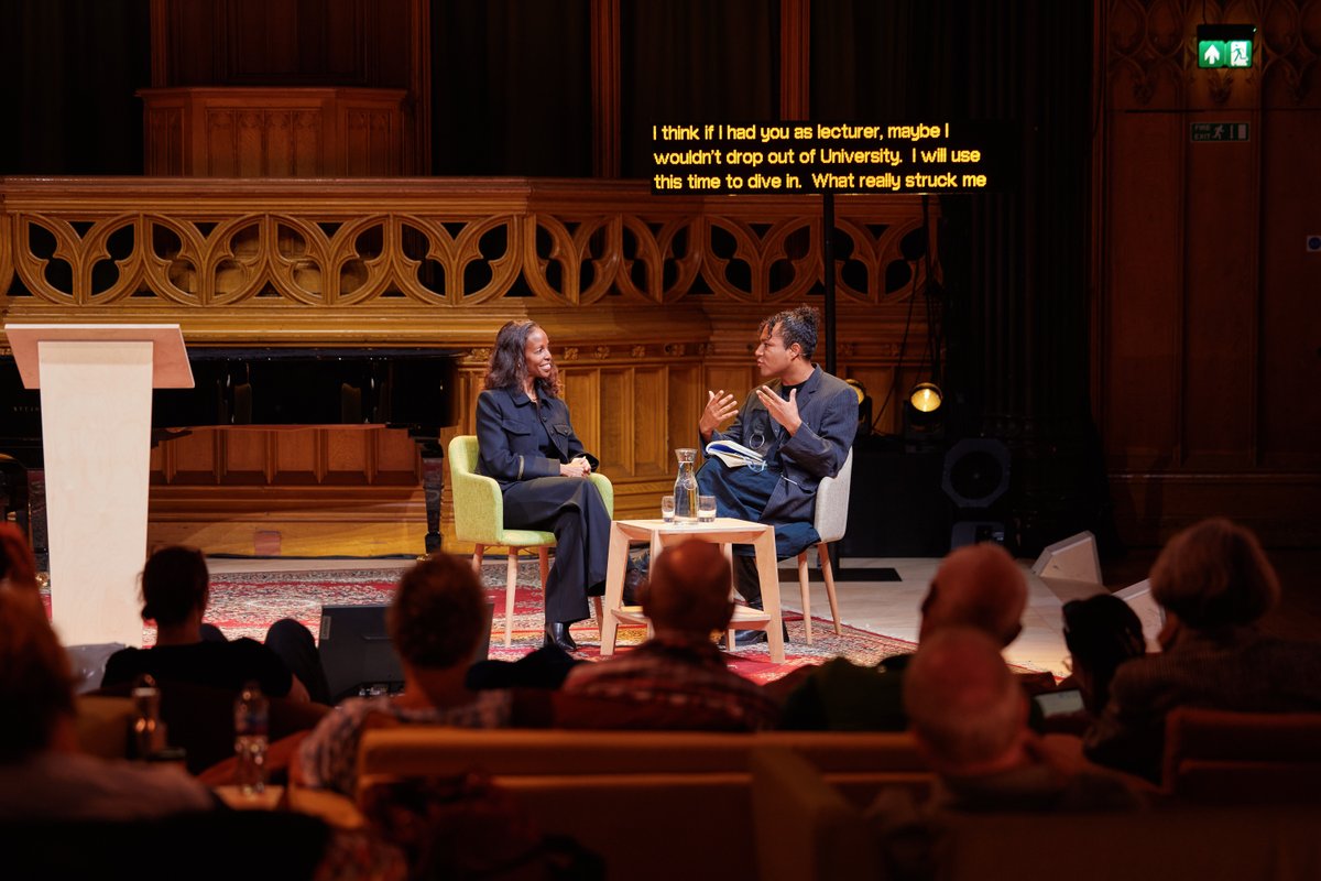 edintfest's tweet image. Inspiring and important 💛
Author, advocate, and Harvard professor @sarahelizalewis captivated us in a Q&A discussion with @travisalabanza on representation, race, and the role of art in shaping history.
📸 Andrew Perry / Edinburgh International Festival