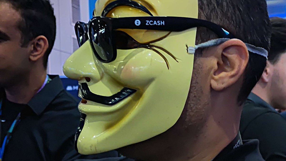 Iogy ᙇ🛡 (@pedamerico) on Twitter photo Importante #Zcash nesses eventos fortalecendo os pricípios da criação dessa tecnologia, comunicando idéias e agregando com as comunidades.
Obrigado a todos que fortaleceram a idéia e agregaram a causa nesse <a href="/blockchain_rio/">Blockchain.Rio</a>
Não existe meia privacidade nem meia liberdade. $ZEC Importante #Zcash nesses eventos fortalecendo os pricípios da criação dessa tecnologia, comunicando idéias e agregando com as comunidades.
Obrigado a todos que fortaleceram a idéia e agregaram a causa nesse <a href="/blockchain_rio/">Blockchain.Rio</a>
Não existe meia privacidade nem meia liberdade. $ZEC