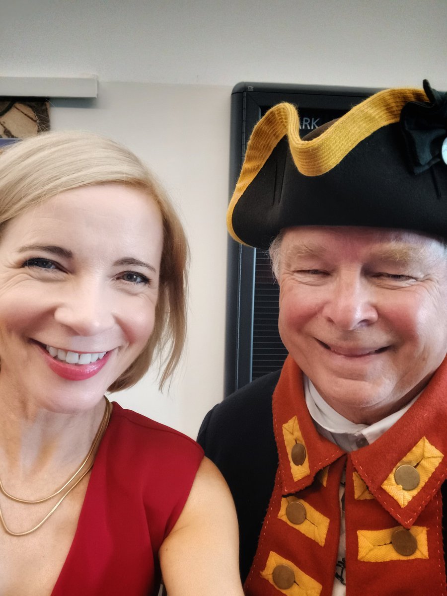 Lucy Worsley tweet media