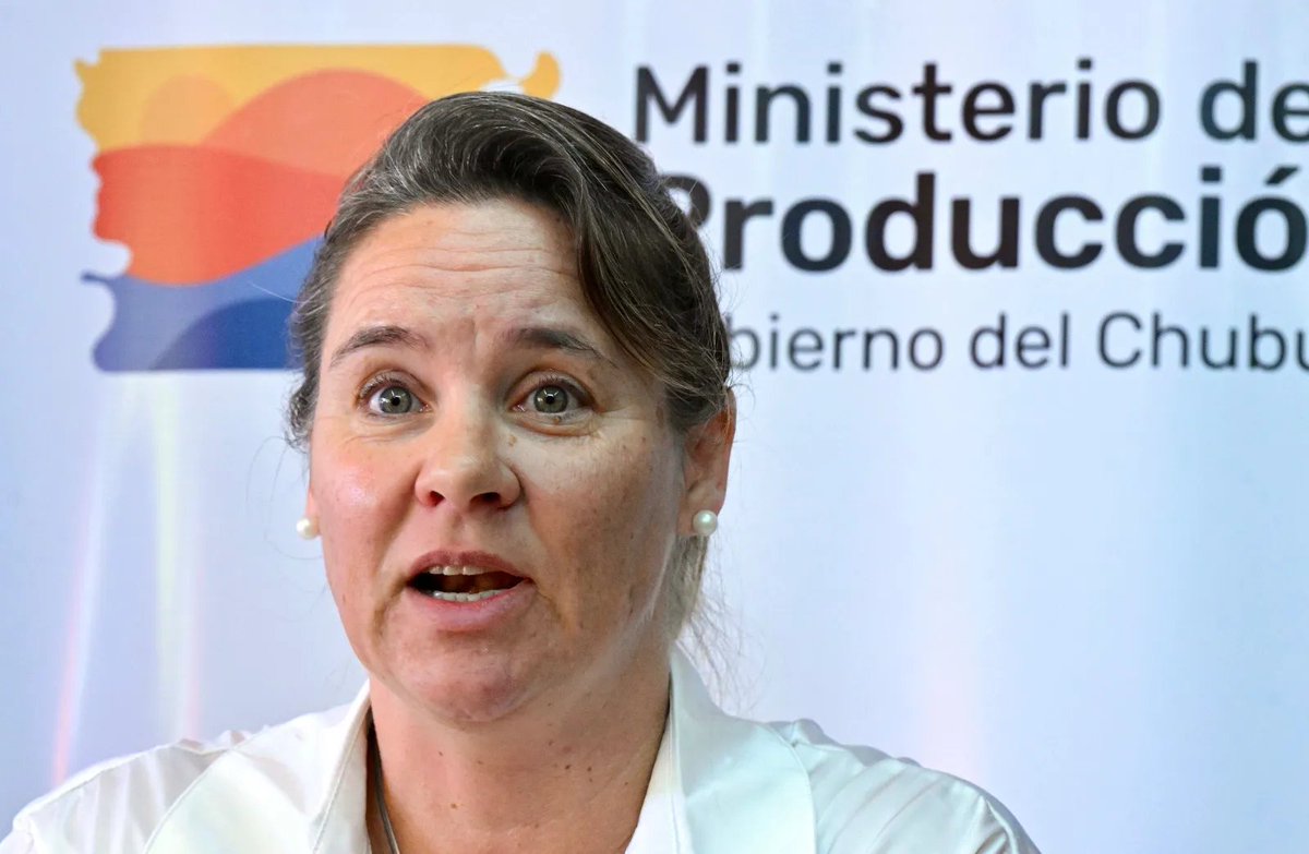 Provincia trabaja en la mejora del agua y ambiente de la Laguna Cacique Chiquichano de Trelew dlvr.it/TMZWMZ