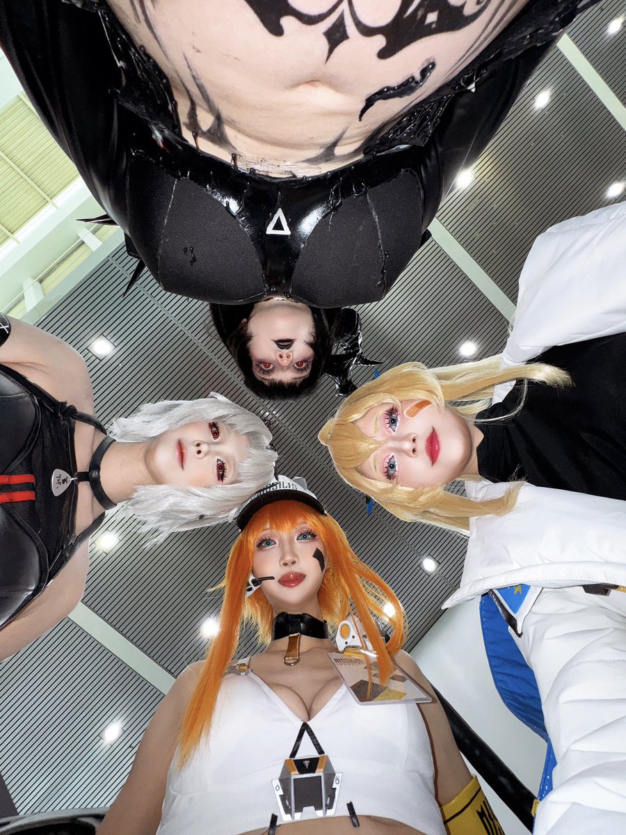 wake up, commander!!

#NIKKE #メガニケ #ニケ