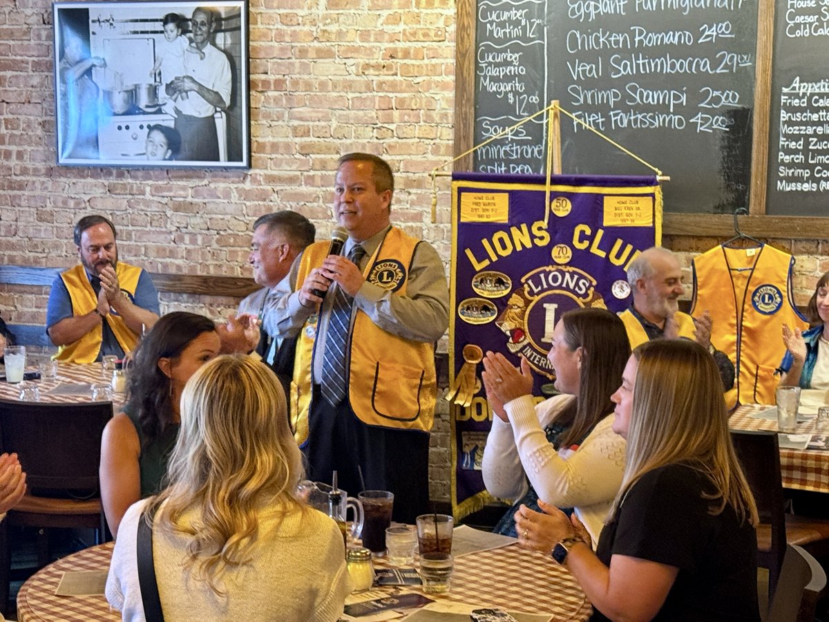 DGDistrict58's tweet image. The warm welcome for our new DG58 teachers continued at the 95th Annual New Teacher Luncheon, generously hosted by the DG Lions Club! We shared a delicious meal at Gatto&apos;s with Lions Club members, Village leaders+ educators from area schools. #dg58pride #CommunityWelcome