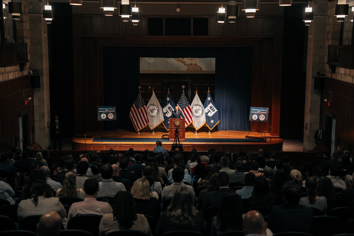 U.S. Department of Commerce tweet media