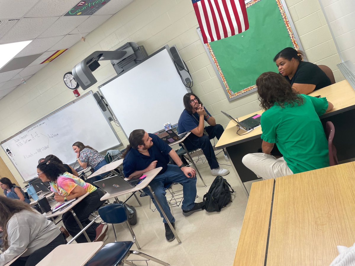 Lefebvres_class's tweet photo. @UCPSNC Teacher leaders facilitated county PLCs to unveil our new district resources! Thoughtful conversations and actionable plans for implementation in every space 💪🏼

@aghoulihan @RimmerEdTech @loripeyton @UCPSCFTEAM https://t.co/KwG7cEIXFG