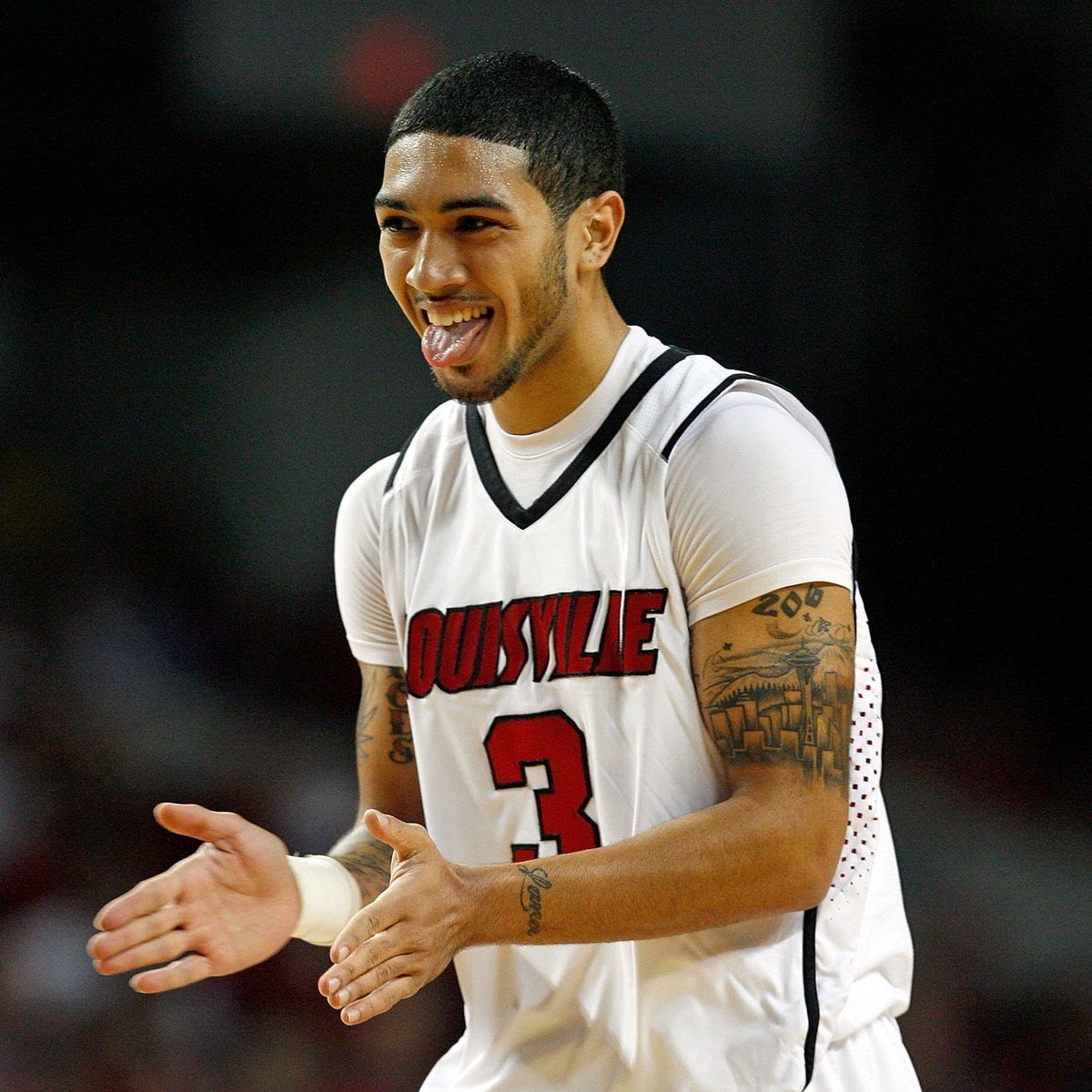 CBBcontent's tweet image. Louisville legend Peyton Siva has been promoted to an assistant coach role under head coach Pat Kelsey. 

Siva was a star on the 2013 Louisville National Championship team.