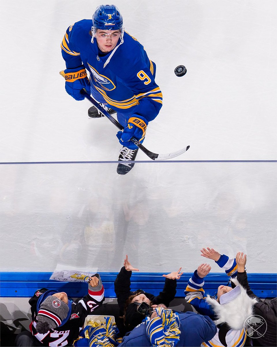 BuffaloSabres's tweet photo. Celebrating #WorldPhotographyDay through the lens. 📸 https://t.co/EqwjlGK2Ro