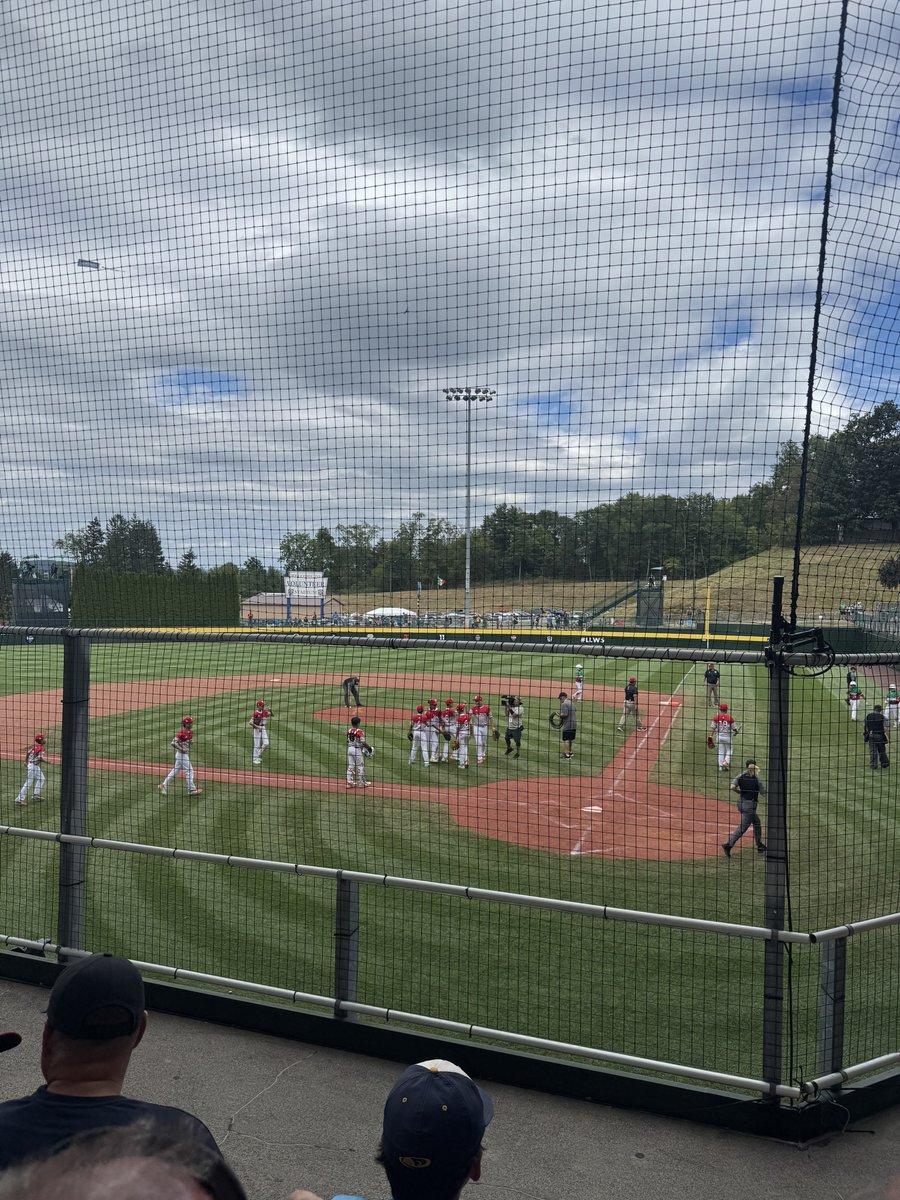 kanta_baseball_'s tweet photo. #LLWSxESPN https://t.co/WEUZYu0lBr