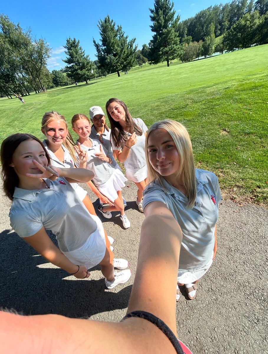 Peters Township Girls Golf tweet media