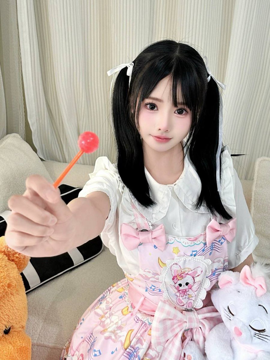 黄推福利内容 - 灵灵全球cos外围经济(全国独家资源)的精彩图片 福利姬灵灵全球cos外围经济(全国独家资源)分享的黄推图片2 - 网红私拍内容