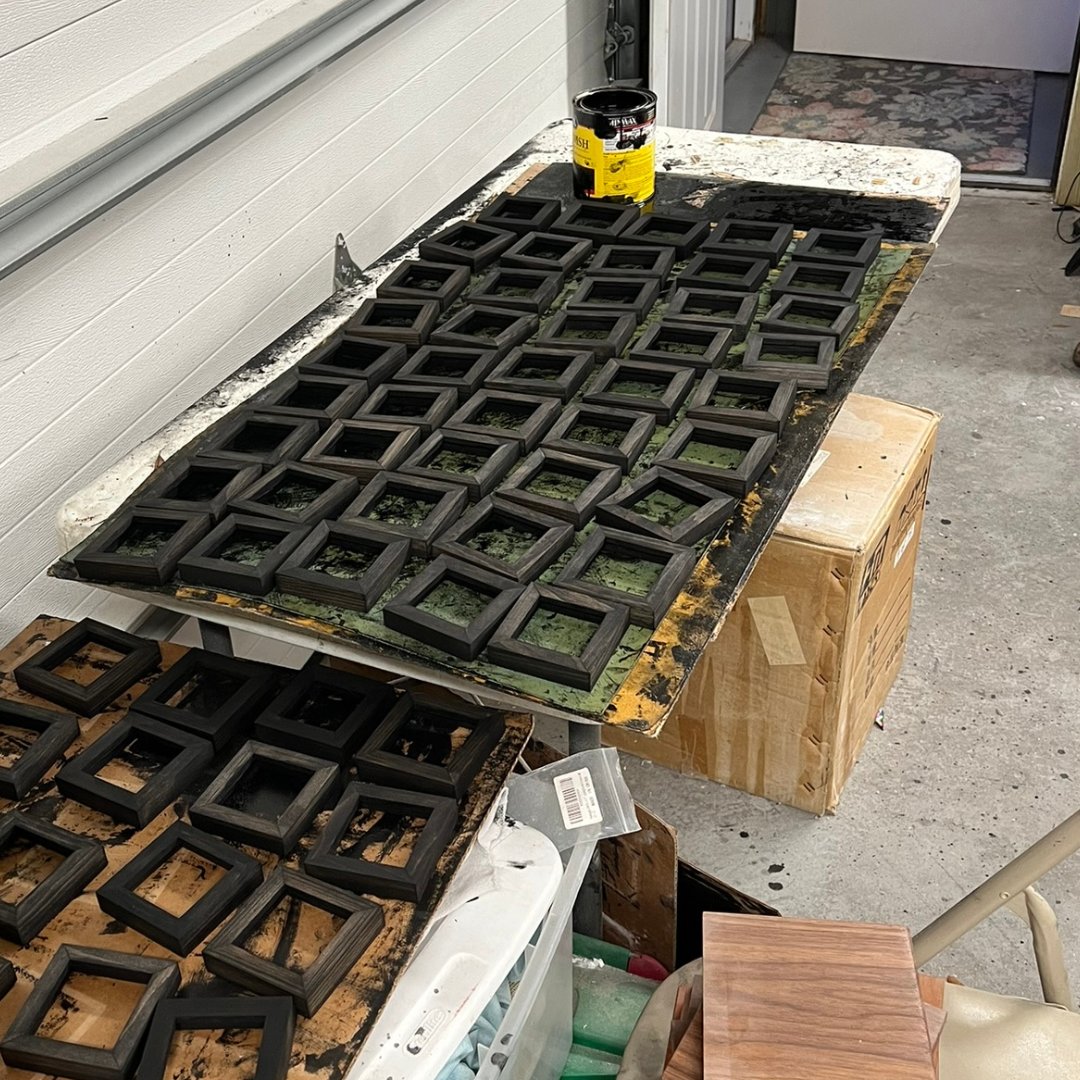 GlimmerGlassGft's tweet photo. Wheeeeeewwwww.
Glad that's done.
Just finished staining 2 1/2" and 2 x 8" frames.
Now back to some cleaner work.
Hope you are having a Glimmering Day.
#stainedframes #suncatchers #handmade #handmadegifts #handmadeinamerica #MadeInUSA #spreadglimmer #makelifeglimmer https://t.co/3GYpTz7fSb