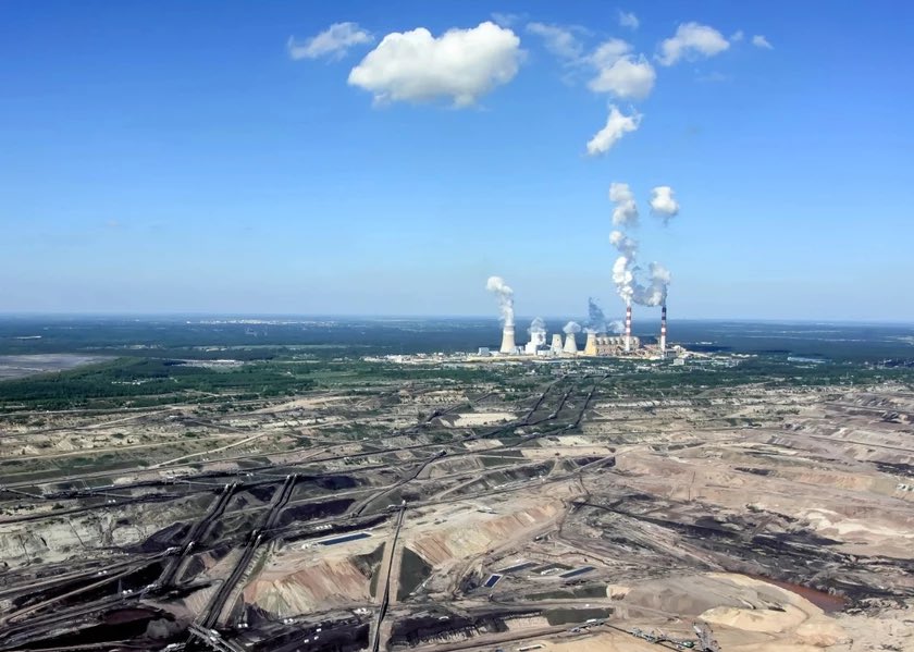 🌐 ᴛʜᴇᴘᴏʟᴀɴᴅɴᴇᴡs 🌐 tweet media