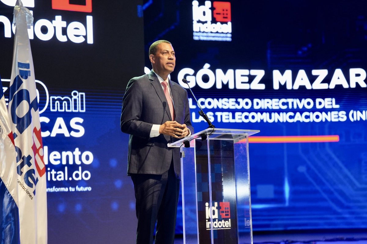 IndotelRD's tweet image. Hoy pusimos en marcha el proyecto Talento Digital para brindar a todos los dominicanos 30,000 becas totalmente gratuitas en formación tecnológica y de emprendimiento. 💻 

#INDOTELRD #TalentoDigital