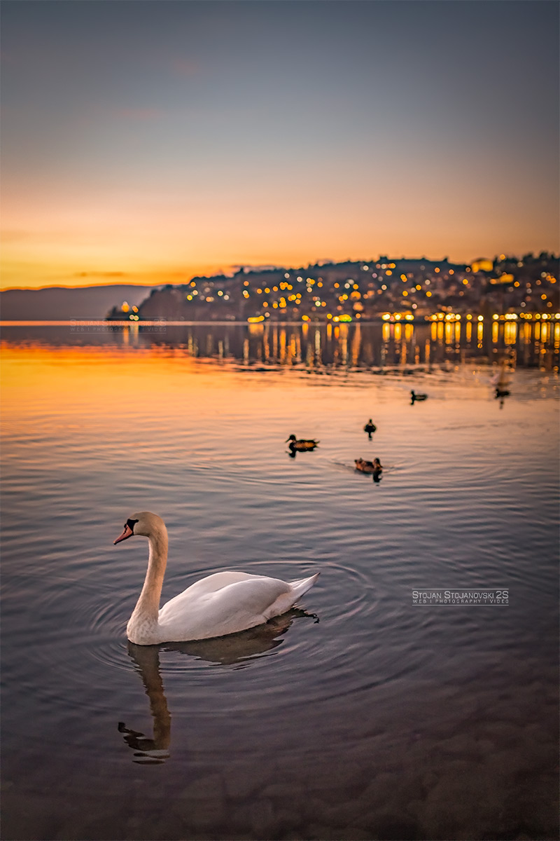 Лабаво на залез - Охридско Езеро