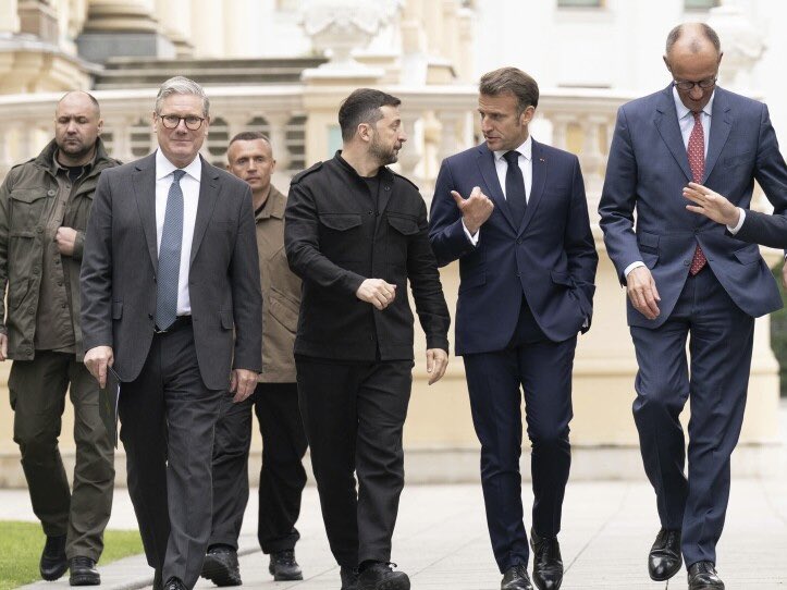 visegrad24's tweet photo. Trump:
“France, Germany and the UK want boots on the ground as part of security guarantees for Ukraine” https://t.co/q8RQ8nHBX3