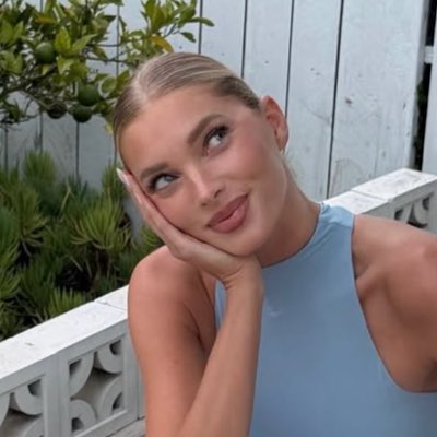 Maggie ♠️ tweet media