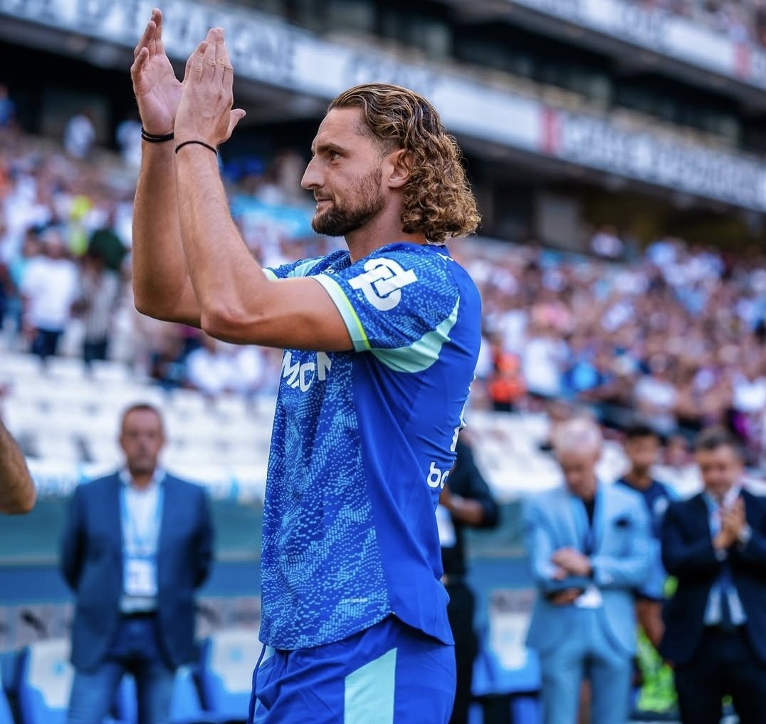 Santi Aouna tweet media