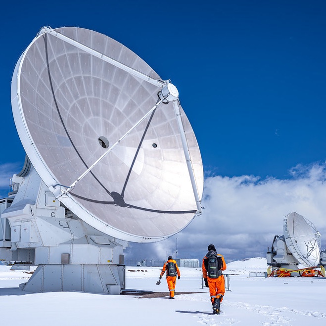Observatorio ALMA📡 (@almaobs_esp) on Twitter photo 🧵1/3 #WorldPhotographyDay Destacamos y agradecemos a nuestros embajadores fotográficos ALMA y colaboradores. Sus increíbles lentes han registrado momentos históricos del observatorio ALMA
📷1: <a href="/_ansack/">Sergio Otarola</a>
📷2: M. López
📷3: Y. Villalón
📷4: P. Bello 🧵1/3 #WorldPhotographyDay Destacamos y agradecemos a nuestros embajadores fotográficos ALMA y colaboradores. Sus increíbles lentes han registrado momentos históricos del observatorio ALMA
📷1: <a href="/_ansack/">Sergio Otarola</a>
📷2: M. López
📷3: Y. Villalón
📷4: P. Bello
