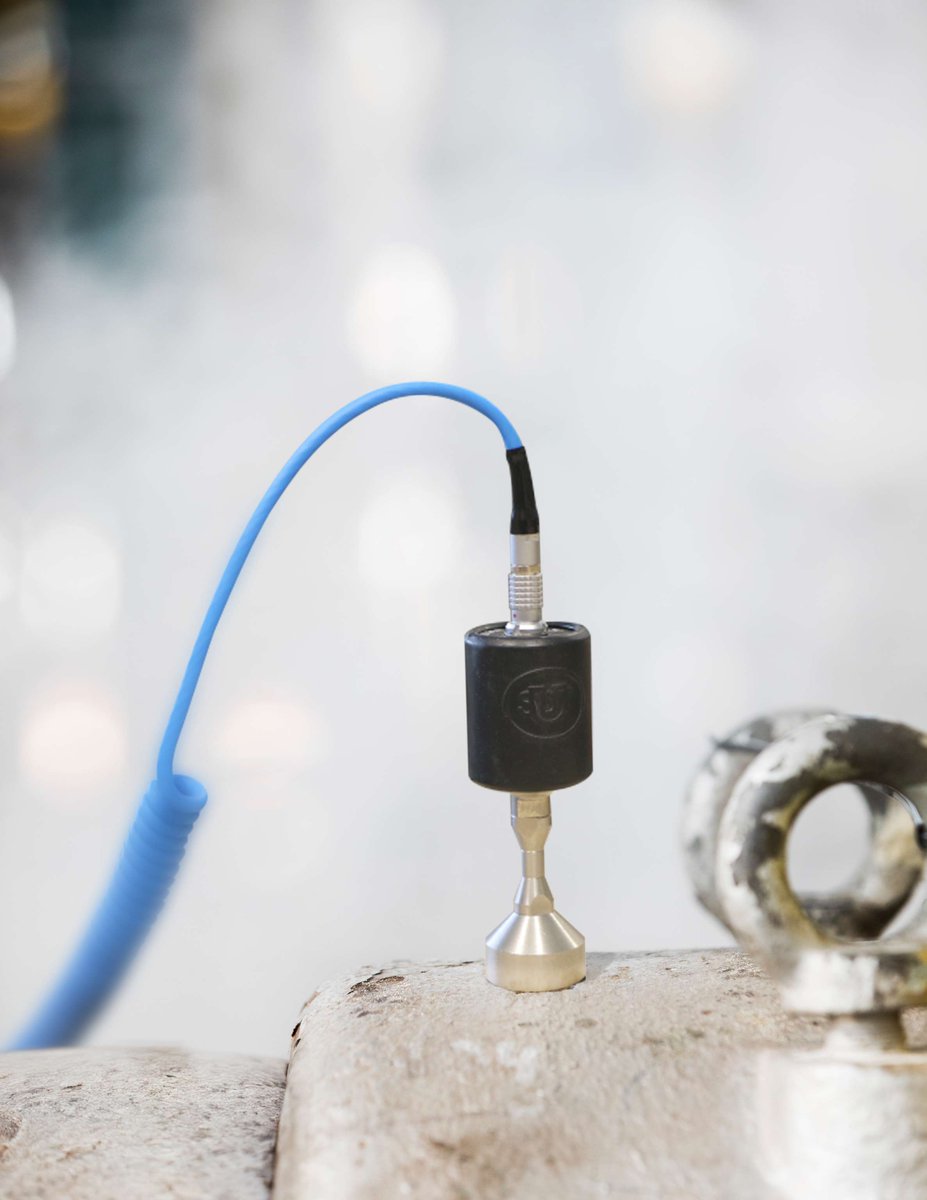 #ContactSensors detect ultrasound by creating a direct link between equipment and the data collector. This makes it possible to capture subtle, high-frequency signals before they fade through solid structures. #Maintenance #Reliability