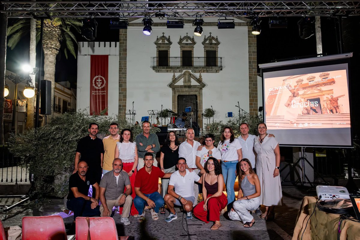 ¡2 eventos! ¡Un mismo día! La Cápsula del Tiempo y el WIT Clausura 50 Aniversario se dieron cita el 13 de agosto en una velada agradable en donde se compartieron experiencias y sentimientos y se quedó almacenado un legado que será descubierto en 25 años. 
📸 B.Torvisco