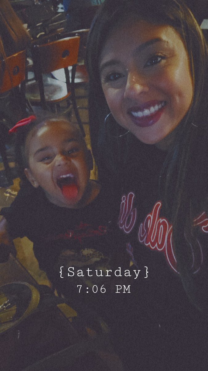 marley_vee's tweet photo. My #1 cheerleader, supporting her mom in pool . 💪 https://t.co/rKEf2FvnIT