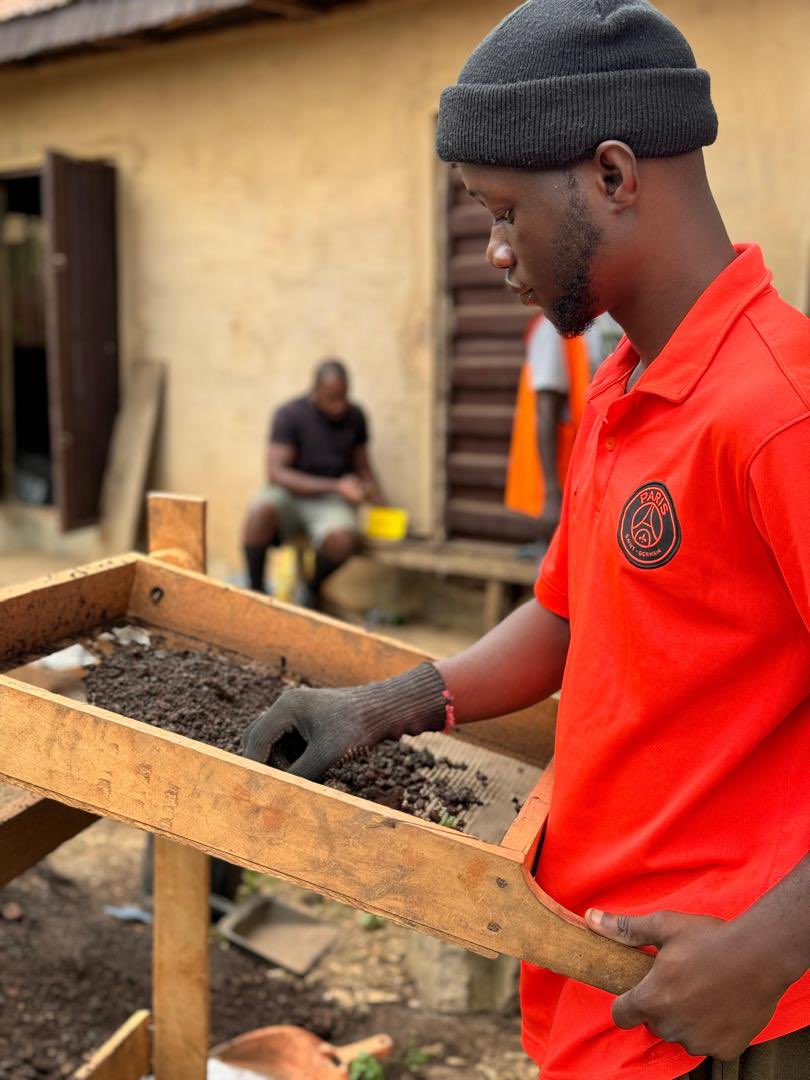 Stanosi101's tweet photo. @AdearaEmmanuel @lawal_hayz @biokhalifah_ @kolaadekola4 @Adesojibabs1 @sammykas17 @Zainab__POPOOLA @Lea__Roth @glchouin 58. Ayodeji Olabiran
Archaeologist,
Department of Archaeology and Anthropology, University of Ibadan, Nigeria https://t.co/hjNkXkzS5x
