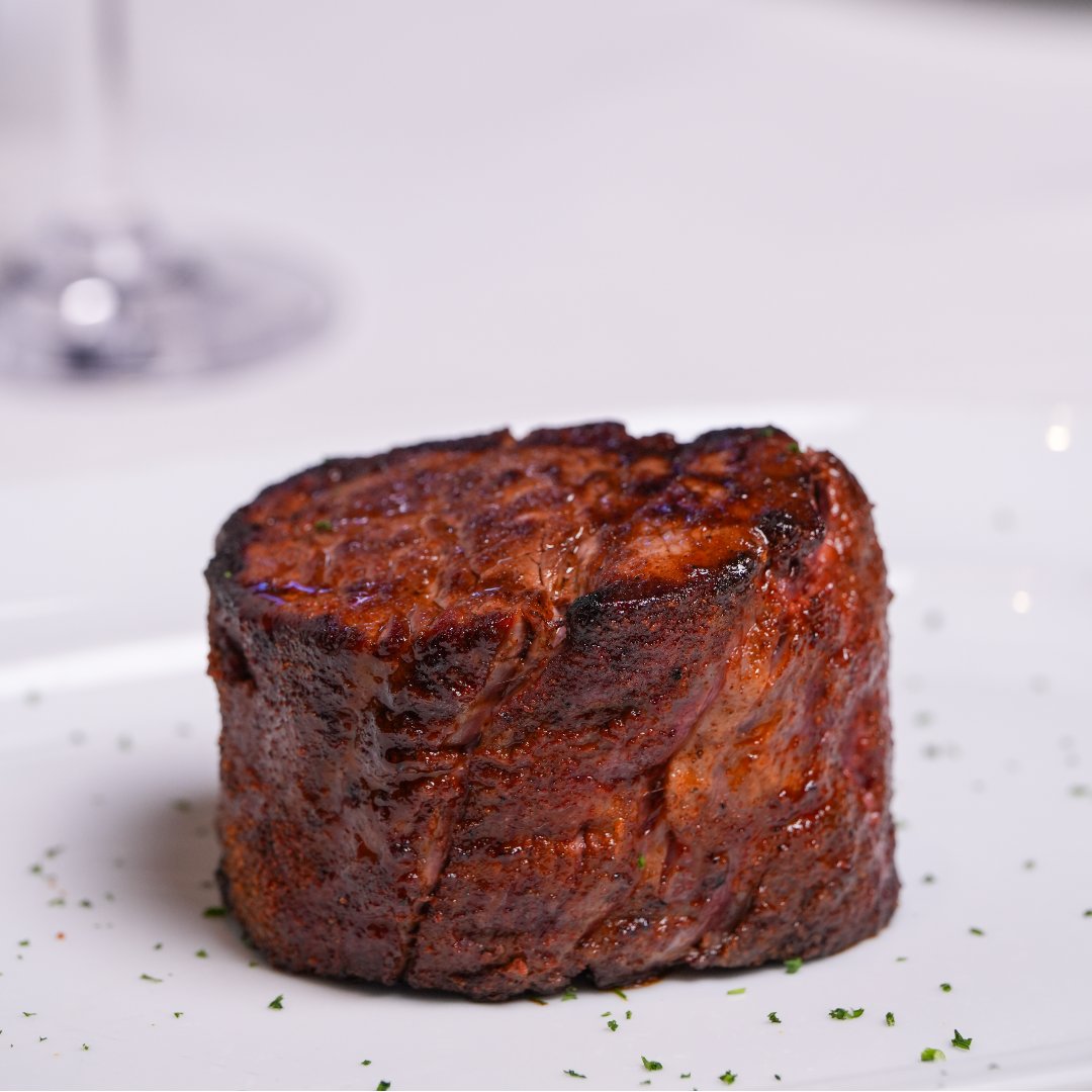 Our Filet Mignon is expertly seared and incredibly tender—the definition of a steakhouse classic.

#domsteak #steakhouse