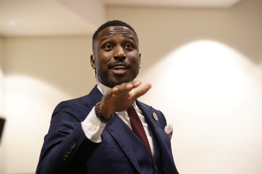 cpschoolsva's tweet photo. 🎒 Today, we welcomed our new teachers to Chesapeake Public Schools. This morning's kickoff with speaker Michael Bonner had everyone hyped and ready to make this school year absolutely fantastic!📚 
#InspireCPS #FirstDayCPSVA https://t.co/mf4yw0HCjq
