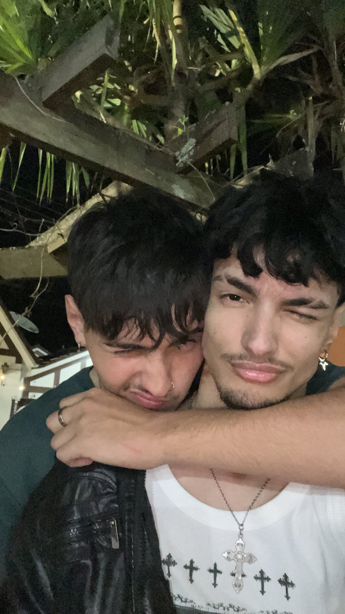 que prendam eu e o viccenzo !