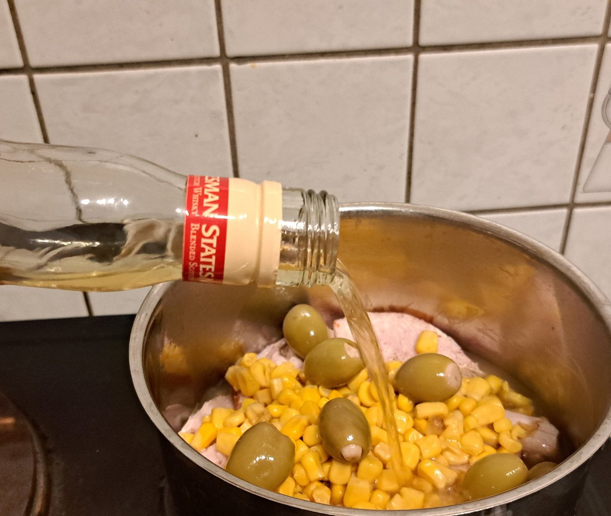 vomithony's tweet image. le #twooking has returned!