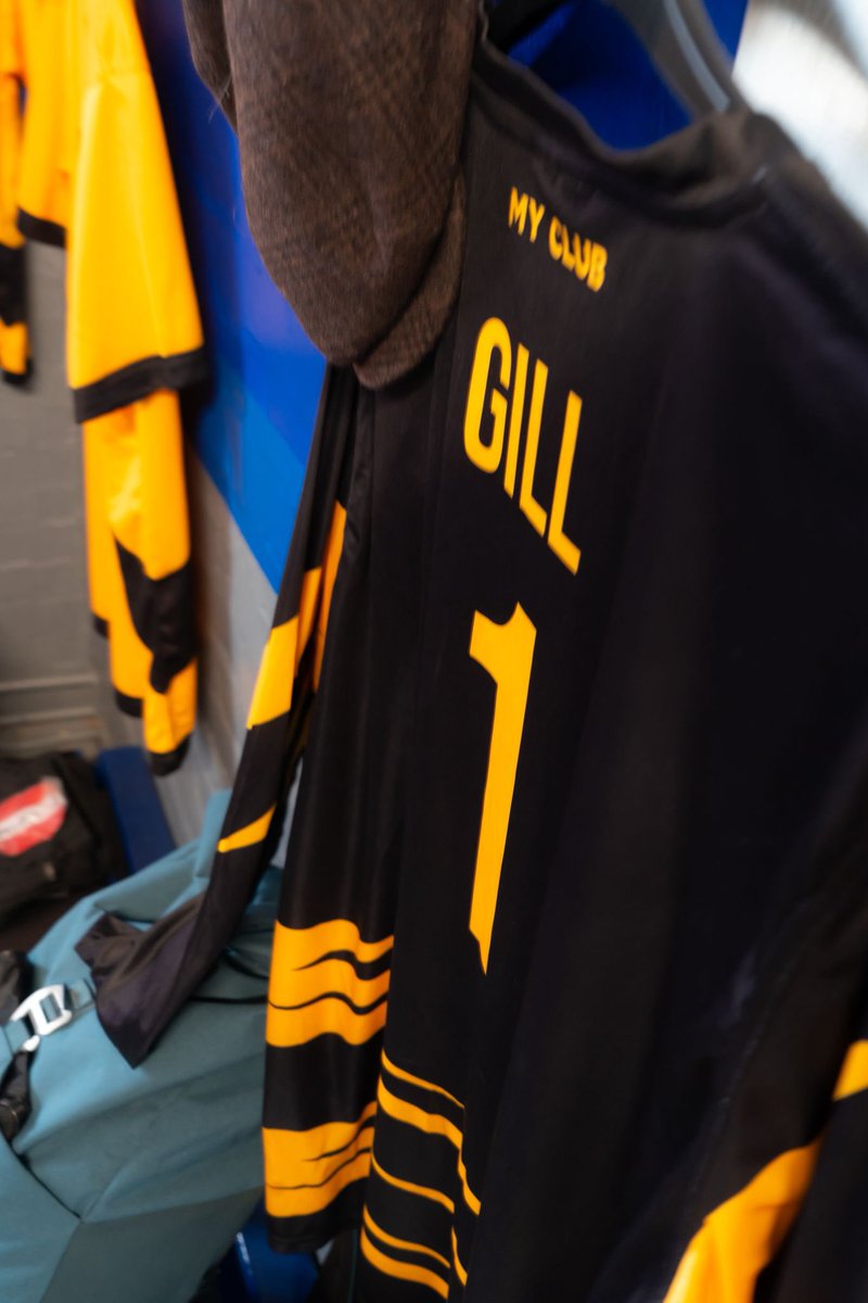 TalkingWolvesHG's tweet photo. Sunday 27th July 2025 the first CGC cup game took place at @DarloTown1874FC against the Dean Gill XI we may not have won the game but we raised £2300 for some life saving defibrillators a great day had by all until next year 🧡🖤🧡🖤🐺 https://t.co/3VmI6GM8sL