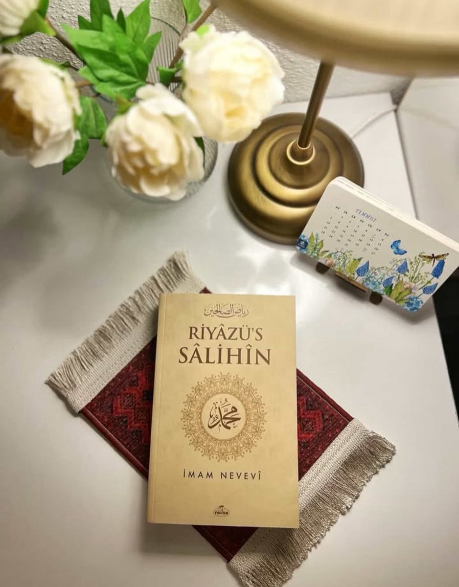 ravzakitapcom's tweet photo. Bu twiti paylaşıp hesabımızı takip eden 3 kişiye Ravza Yayınları Özel Seçki  4 Kitap Hediye. https://t.co/U3hBT9AIRB