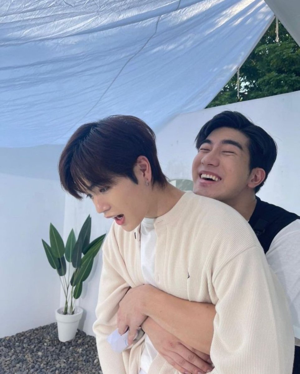 SkyKhun13's tweet image. Love at it&apos;s finest, that will never be forgotten (Gmmtv past CP probably miss some)
#FrankDrake 
#podkaotung
#MikeToptap 
#MekMark 
#brightwin 
#Neomark
#OhmNanon 
#perthchimon 
#Ohmleng 
#Marcpoon