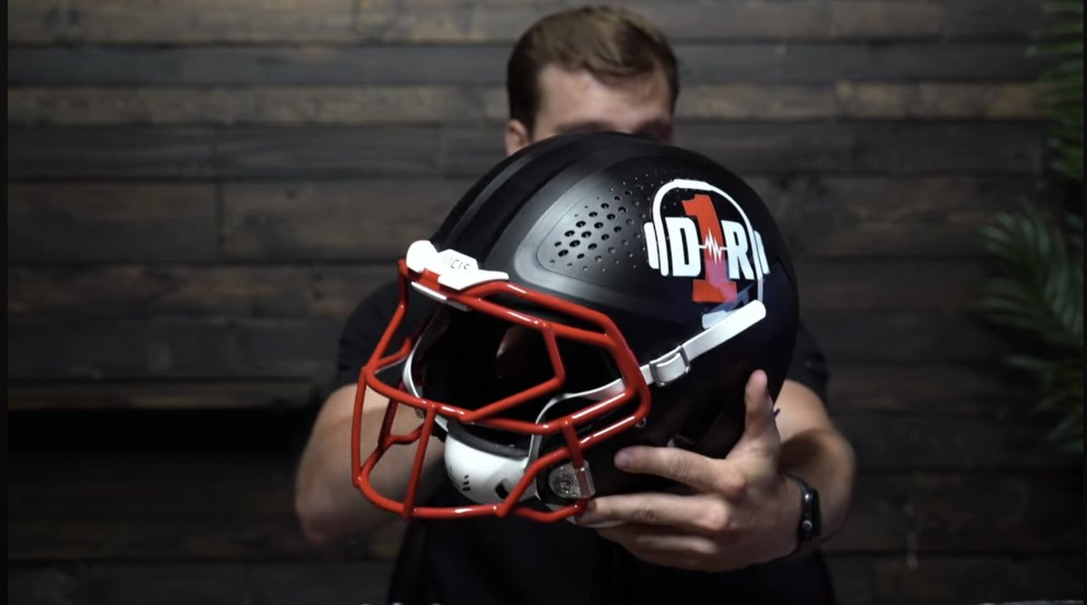 Clint J Brightman (@f7_zero2_guy) on Twitter photo 👀 <a href="/kobe_manzo/">Kobe Manzo</a> looking fresh in his <a href="/vicispro/">VICIS</a> gear 😮💨If you love college football go give <a href="/D1_Rejects/">Division 1 Rejects</a> a listen and a follow‼️ 👀 <a href="/kobe_manzo/">Kobe Manzo</a> looking fresh in his <a href="/vicispro/">VICIS</a> gear 😮💨If you love college football go give <a href="/D1_Rejects/">Division 1 Rejects</a> a listen and a follow‼️