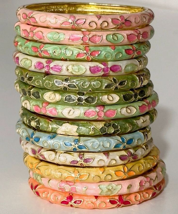 i am collecting this bracelets✨