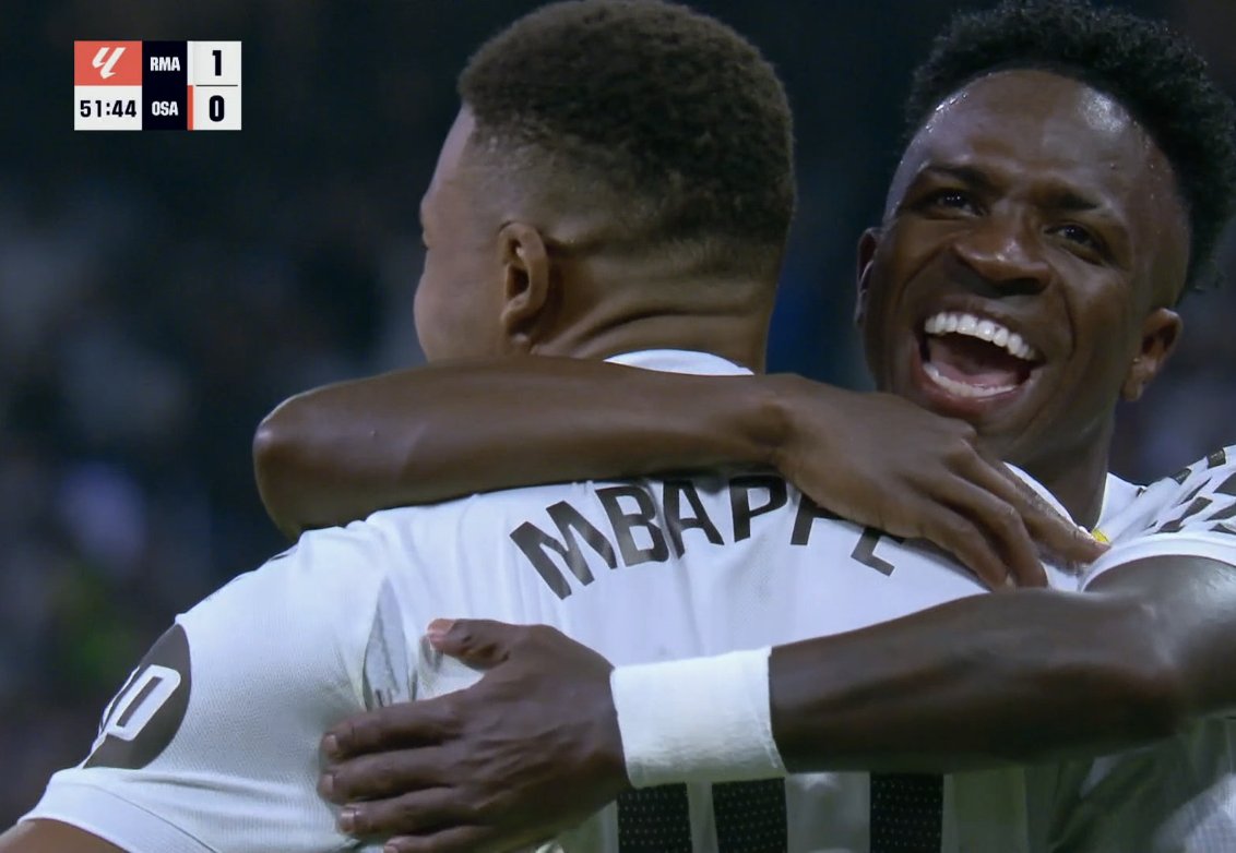 📸 - LOOK HOW HAPPY VINICIUS JR IS FOR MBAPPE!