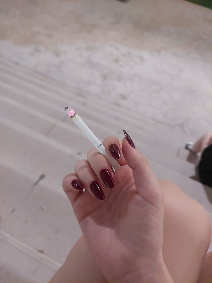 Yeni tırnakların verdiği mutlulukk❤️💅🏻