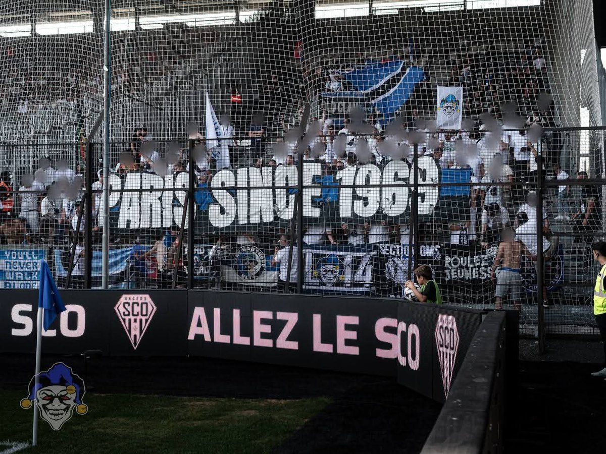 UltrasMadeinFR's tweet photo. ⚽️ Angers - Paris FC
📢 Ultras Lutetia / Old Clan on tour !
📆 Dimanche 17 août 2025
📸 @UltrasLutetia14 / @OldClan10
#SCOPFC https://t.co/DVRLb0ch83