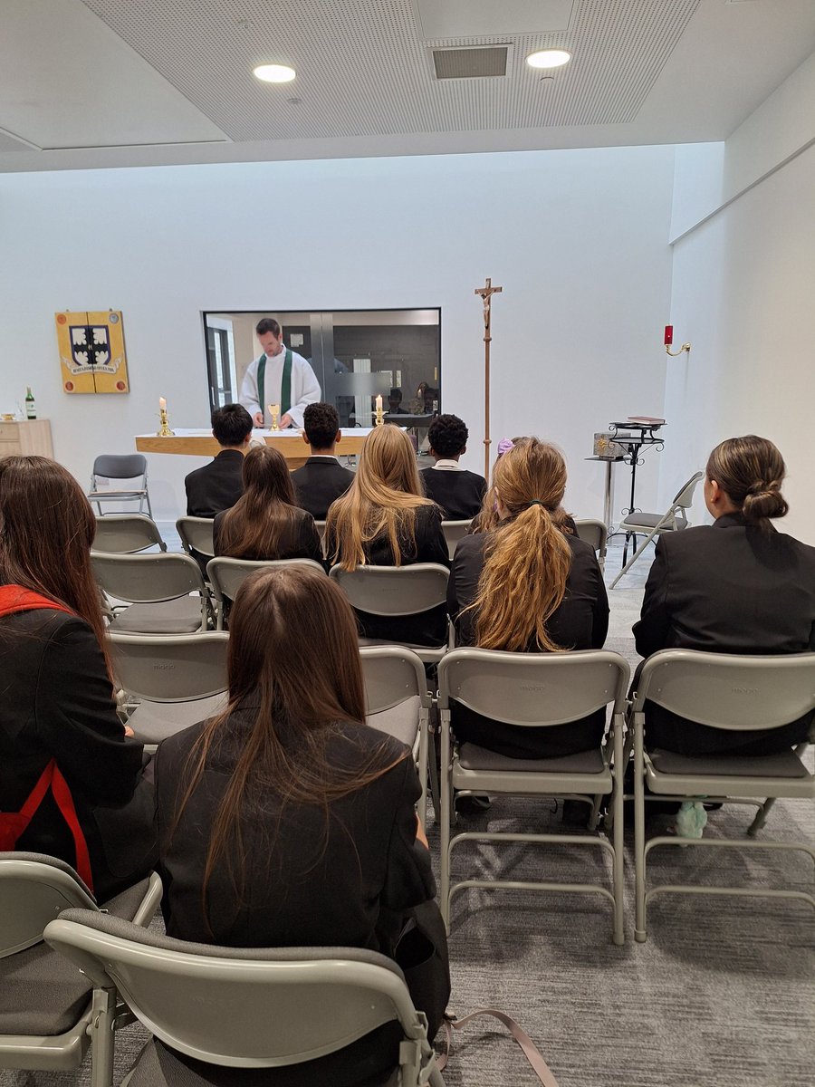Sinclair Academy (@wlsinclair_ac) on Twitter photo Every Tuesday Mass is celebrated in our school oratory at 8.20am by our School Chaplain Fr John. A perfect way for staff and young people to start the day. <a href="/archedinburgh/">Archdiocese of St Andrews & Edinburgh</a> Every Tuesday Mass is celebrated in our school oratory at 8.20am by our School Chaplain Fr John. A perfect way for staff and young people to start the day. <a href="/archedinburgh/">Archdiocese of St Andrews & Edinburgh</a>