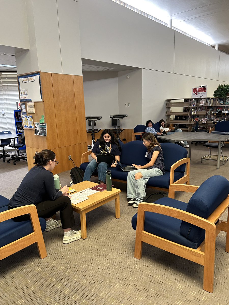 Eastwood Library_YISD tweet media