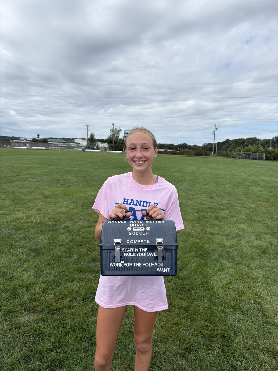 Another practice where we got 1% better! Congrats to Harper for being the lunchbox recipient today. 💙⚽️