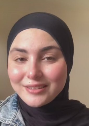 نشوي المتناكة إللي مش بتشبع إللي اللبن ازبار الرجالة معبي لحمها الملتزم و وشها النجس و خدودها إللي اتحفرت من تلطيش ألازبار و نحت وشها الهايج تحت ازبار الرجالة لحد ما بعبوها لبن و مينفعش تتساب غير و كل اخرامها بتسيل لبن