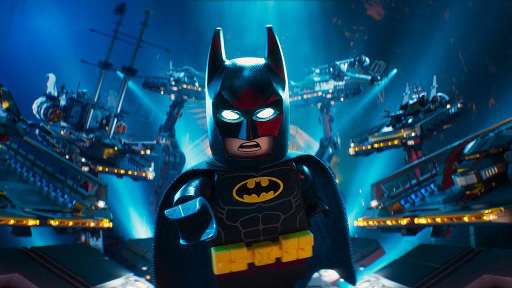 I NEED this to be one of the unlockable suits in the new LEGO Batman. It’s too iconic.
