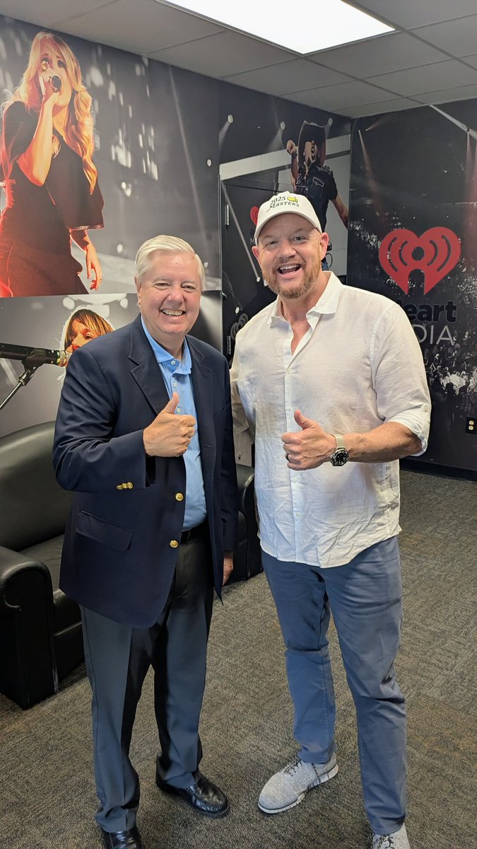 Kelly Nash🎙️ tweet media