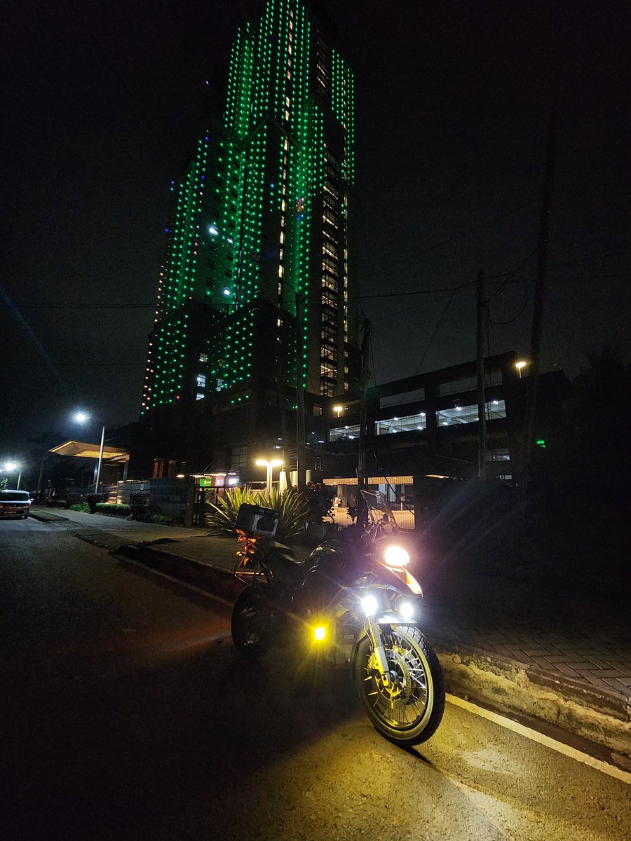 rex_maina's tweet photo. Ndio kutoka mjengo 🏍️🔥 https://t.co/wNr73q0QMy