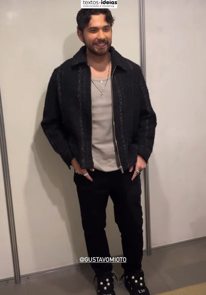 oxente Gu o que isso no seu pé ? plataforma nova