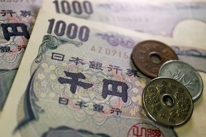 Japanese startup JPYC said it will issue the first stablecoin pegged to the yen later in the year after receiving a licence this week.
stablecoinmarket.co