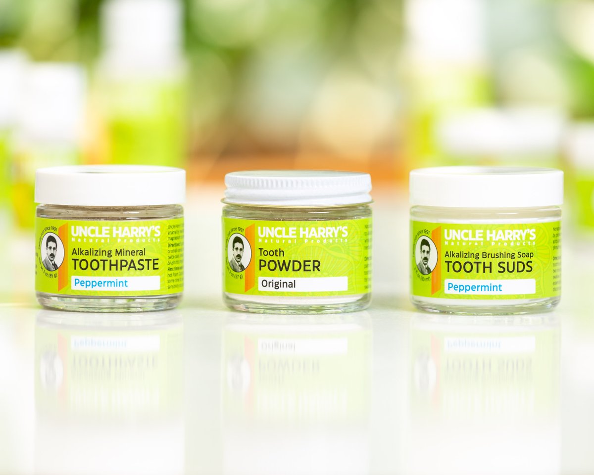 uncle_harrys's tweet image. Just a few of our daily tooth cleansing options we make right here at Uncle Harry's Natural Products!

#Toothpaste #ToothSuds #ToothPowder #Remineralization #OralCare #Peppermint #Spearmint #OralHealth #OralHygiene #EssentialOils #Vegan #Handmade #Fresh #Natural #UncleHarrys