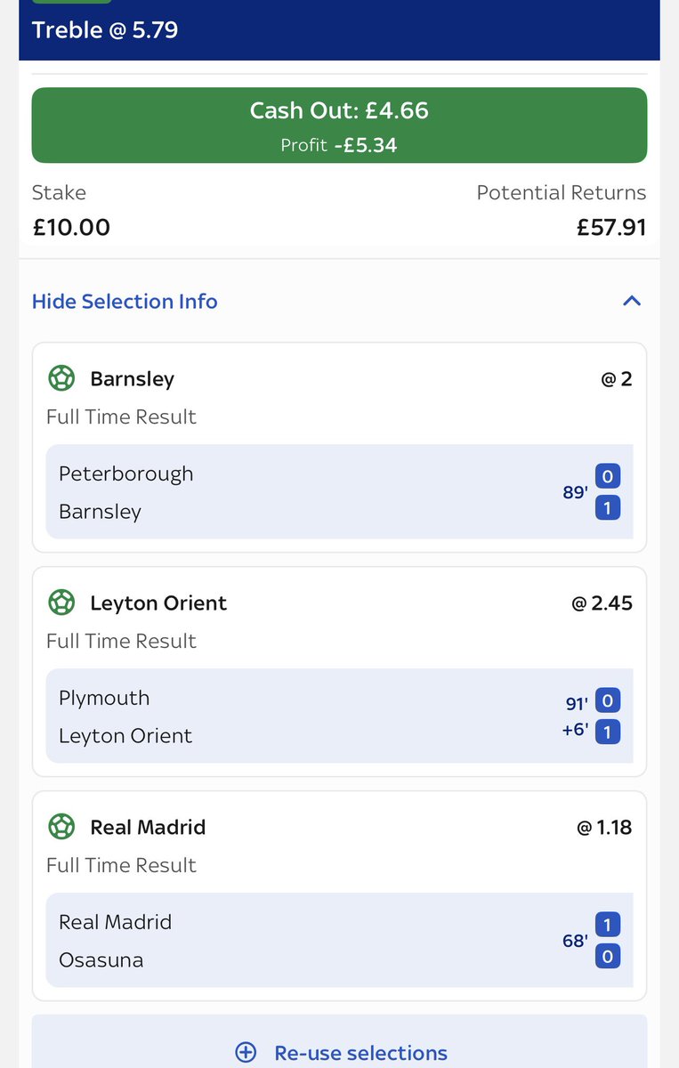 Spag1990's tweet photo. @SkyBet @SkyBetHelp 
SkyBet I came back to use you, to see if your app has improved - since you caught up with “SuperSub” etc.

How can you offer this cash out ‘loss’ for an Acca - going into the final stages?
Basically makes cashing out redundant! https://t.co/0TXVv4SsvG