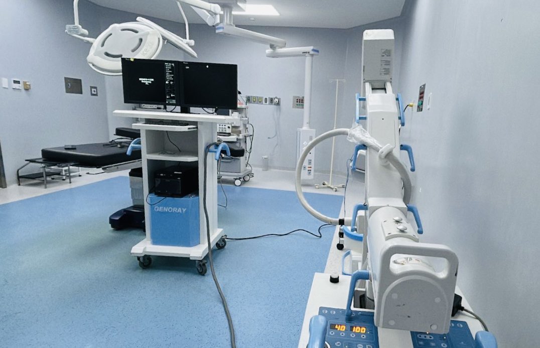 #ElNuevoEcuador | 🤝 Buenas noticias 🤝

Repotenciado Arco en C ya funciona en quirófano 

Luego de un proceso de mejoramiento tecnológico, pusimos en funcionamiento un Arco en C, equipo radiológico usado en cirugías, el mismo que ya presta servicios en el Centro Quirúrgico. 1/2