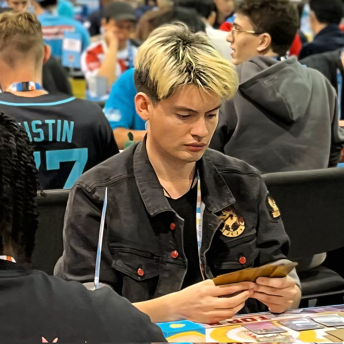 Losta🌙🔜🇨🇱 (@freewer30) on Twitter photo Finally, I have a picture in the proplayer pose I like 🔥💯
Thanks <a href="/Hugo_PTCG/">Hugo de Torres</a> for taking the pic so I can finally change the Budew Finally, I have a picture in the proplayer pose I like 🔥💯
Thanks <a href="/Hugo_PTCG/">Hugo de Torres</a> for taking the pic so I can finally change the Budew